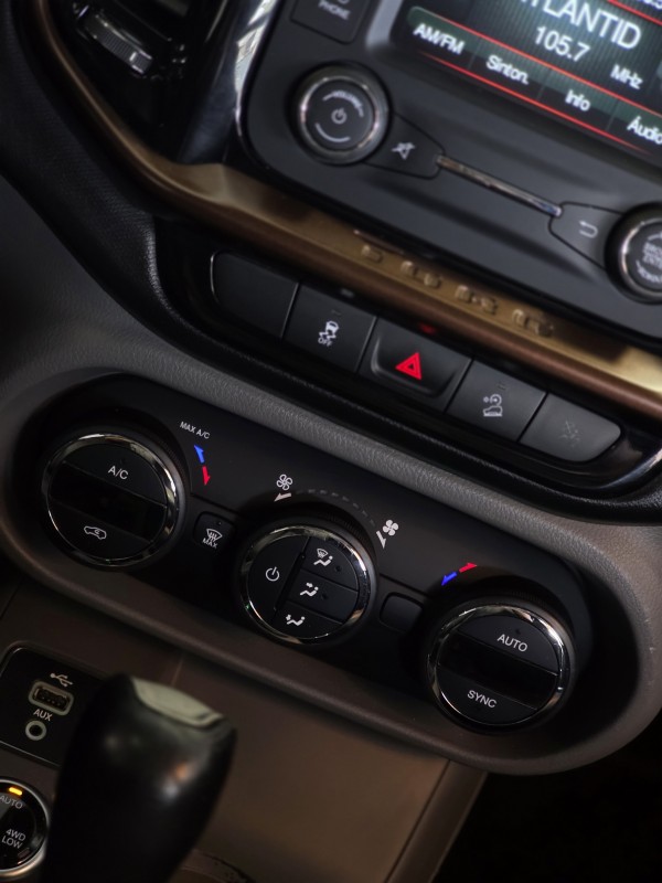 TORO 2.0 16V TURBO DIESEL VOLCANO 4WD AUTOMÁTICO - 2018 - CAXIAS DO SUL