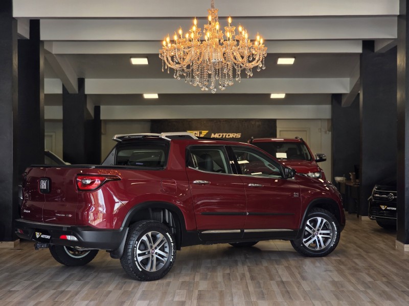 TORO 2.0 16V TURBO DIESEL VOLCANO 4WD AUTOMÁTICO - 2018 - CAXIAS DO SUL