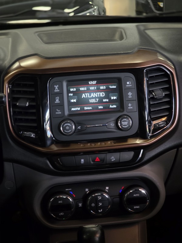 TORO 2.0 16V TURBO DIESEL VOLCANO 4WD AUTOMÁTICO - 2018 - CAXIAS DO SUL