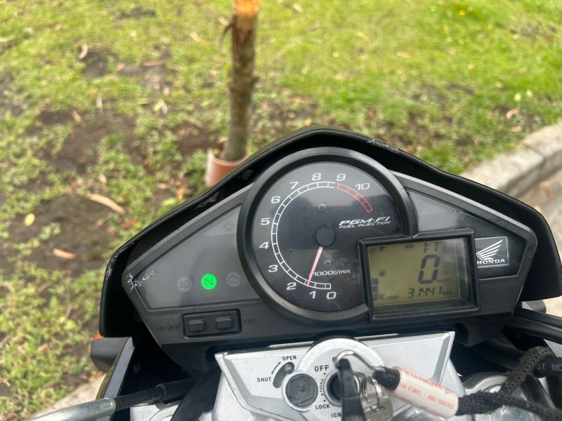 CB 300R ABS - 2012 - CANELA