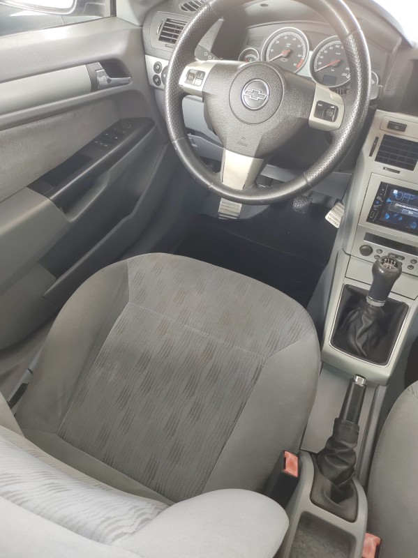 VECTRA 2.0 MPFI ELEGANCE 8V FLEX 4P MANUAL - 2006 - VALE REAL