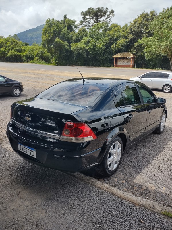 VECTRA 2.0 MPFI ELEGANCE 8V FLEX 4P MANUAL - 2006 - VALE REAL