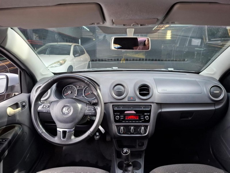 VOYAGE 1.6 MI TRENDLINE 8V FLEX 4P MANUAL - 2014 - CAXIAS DO SUL