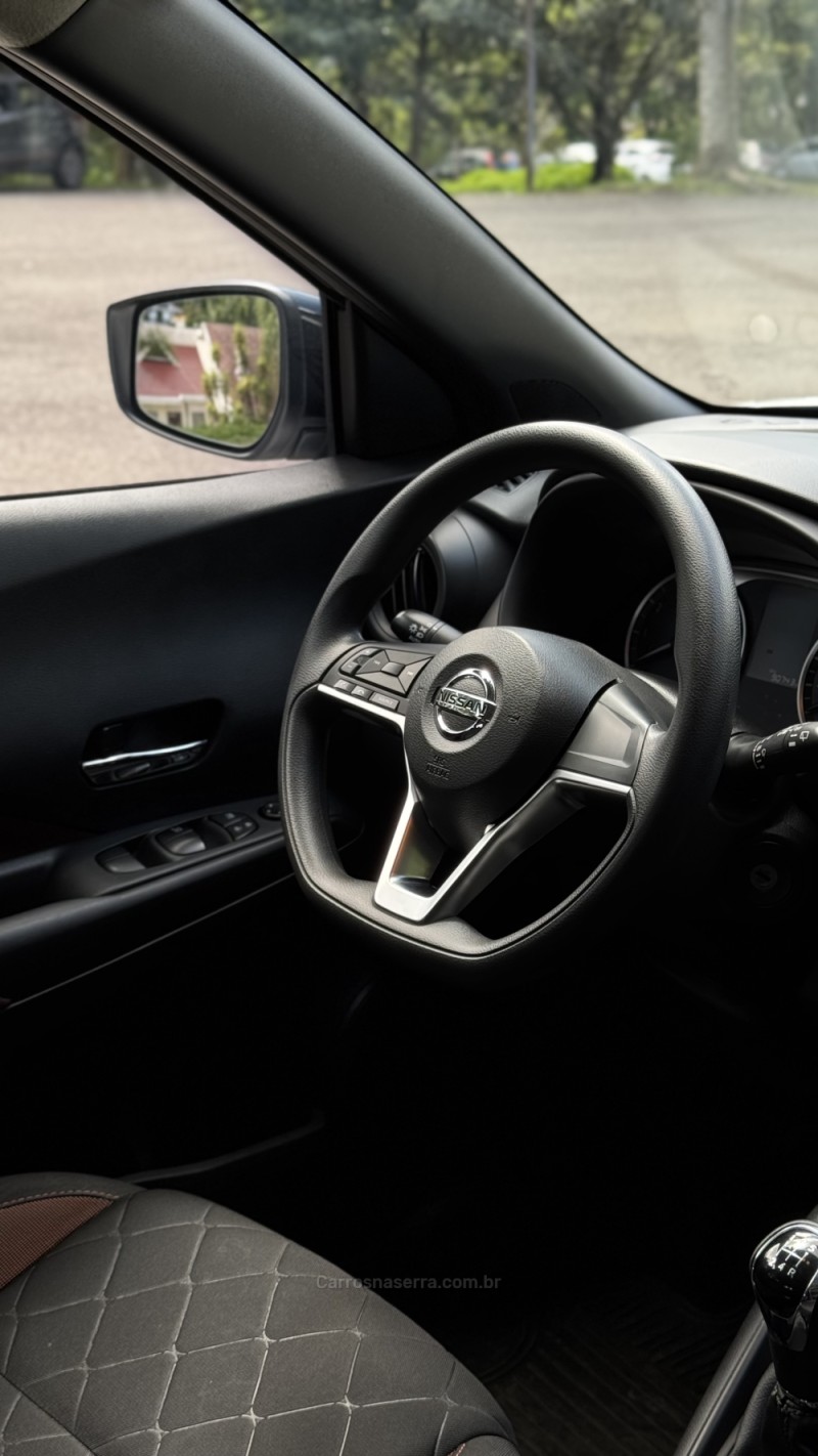 KICKS 1.6 16V SENSE FLEXSTART 4P MANUAL - 2020 - FARROUPILHA