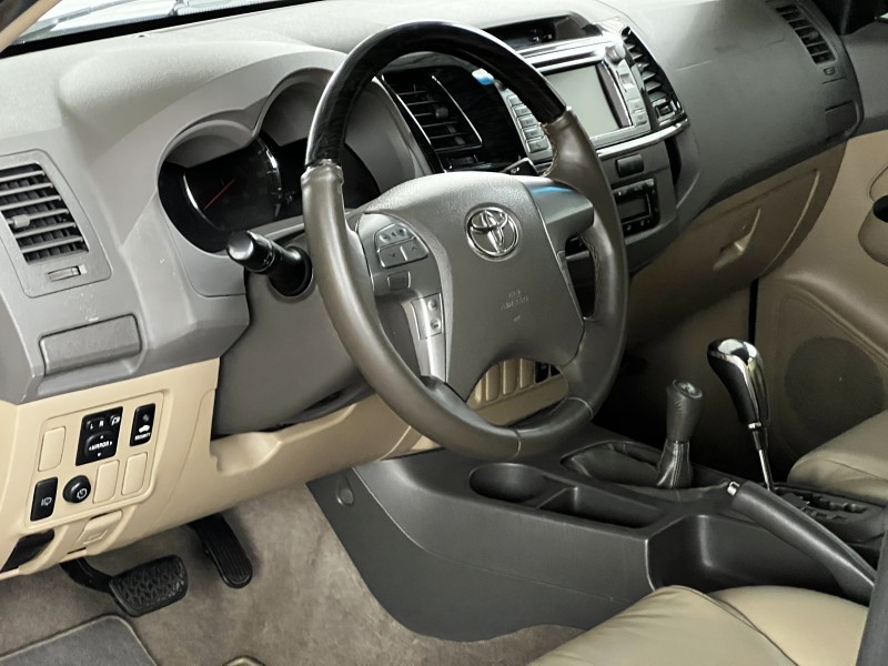 HILUX SW4 3.0 SRV 4X4 16V TURBO INTERCOOLER DIESEL 4P AUTOMÁTICO - 2013 - BENTO GONçALVES