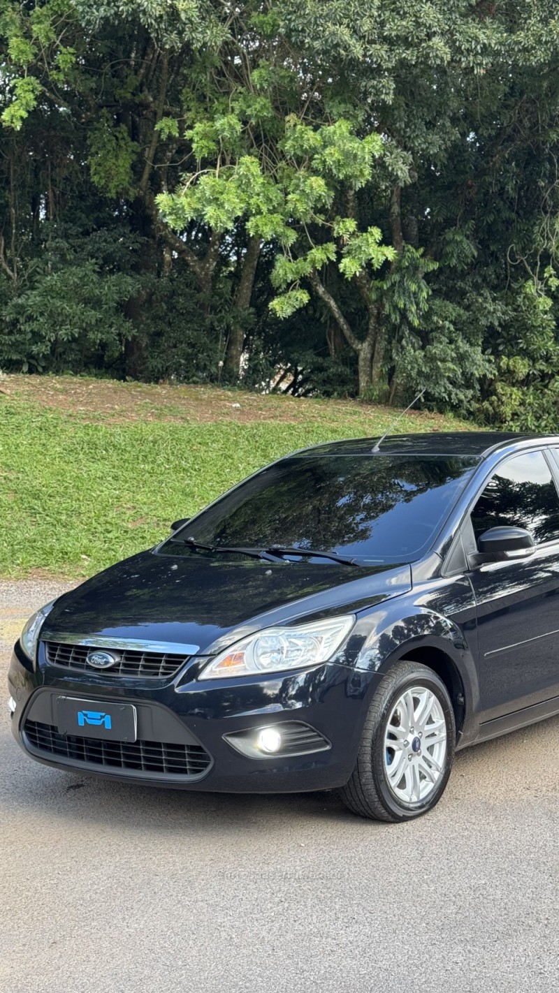 FOCUS 2.0 GLX SEDAN 16V FLEX 4P AUTOMÁTICO - 2013 - FARROUPILHA
