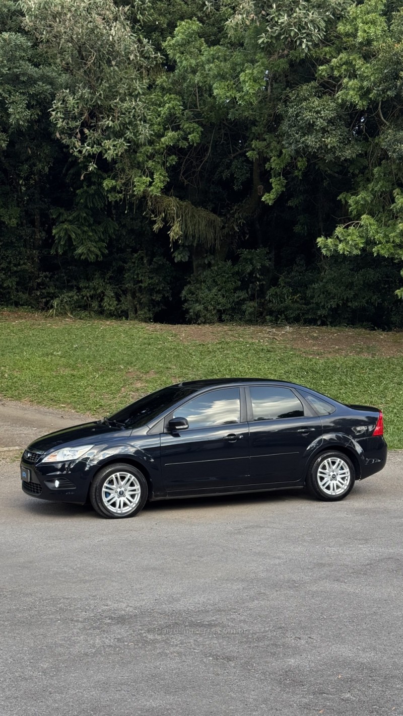 FOCUS 2.0 GLX SEDAN 16V FLEX 4P AUTOMÁTICO - 2013 - FARROUPILHA