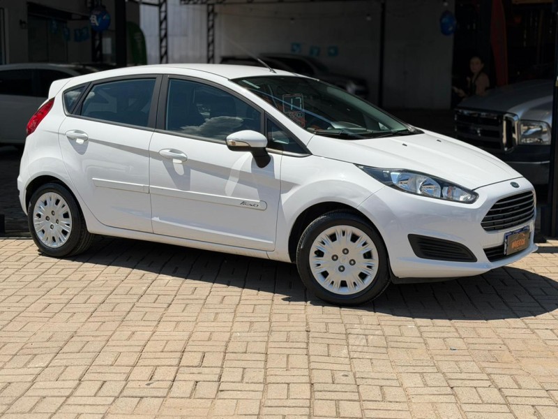 FIESTA 1.6 SE HATCH 16V FLEX 4P MANUAL - 2017 - LAGOA VERMELHA