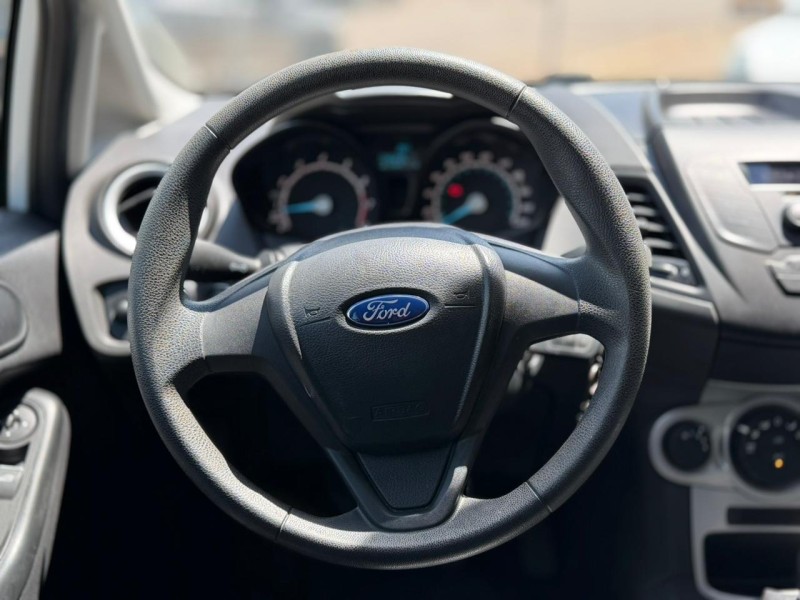 FIESTA 1.6 SE HATCH 16V FLEX 4P MANUAL - 2017 - LAGOA VERMELHA