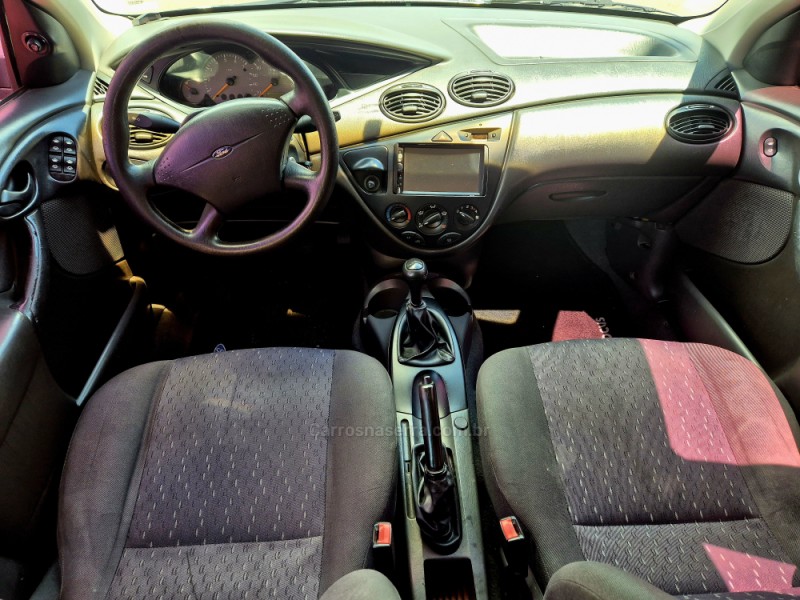 FOCUS 1.6 GLX 8V GASOLINA 4P MANUAL - 2004 - FARROUPILHA