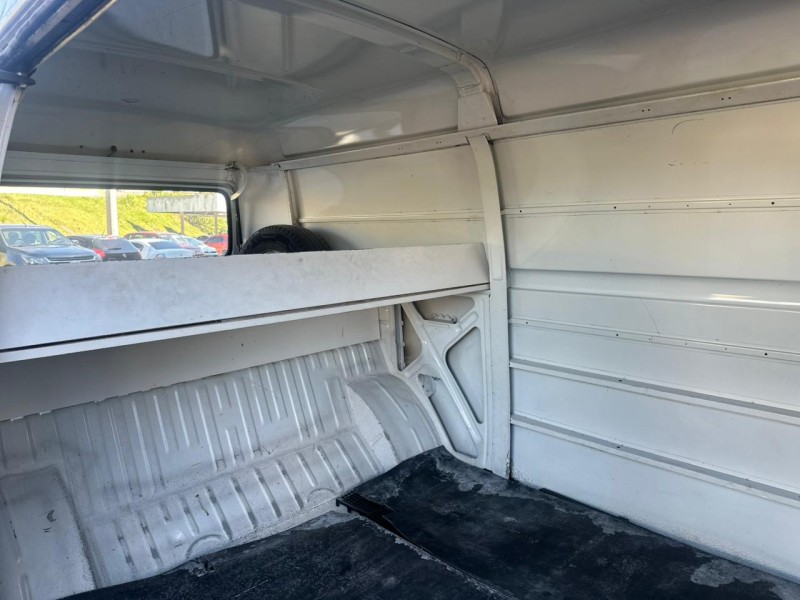 KOMBI 1.4 MI FURGÃO 8V FLEX 3P MANUAL - 2014 - BENTO GONçALVES