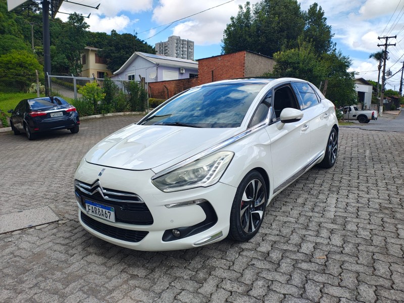 ds5 1.6 16v 165cv turbo intercooler gasolina 4p automatico 2013 bento goncalves