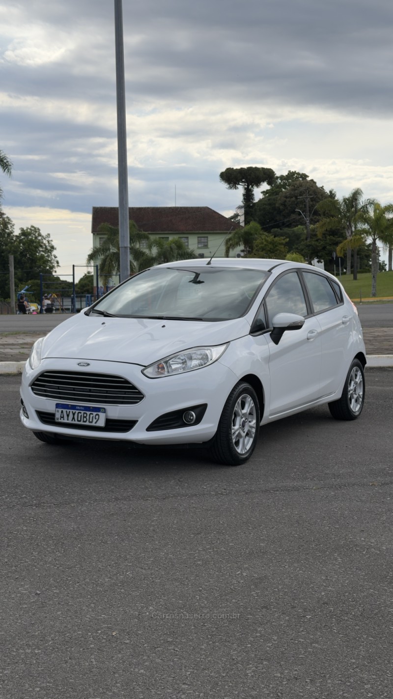FIESTA 1.6 SEL HATCH 16V FLEX 4P AUTOMÁTICO - 2014 - FARROUPILHA