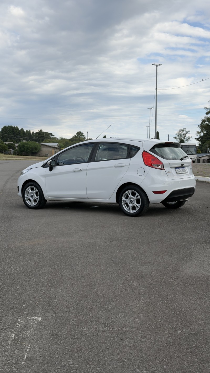 FIESTA 1.6 SEL HATCH 16V FLEX 4P AUTOMÁTICO - 2014 - FARROUPILHA