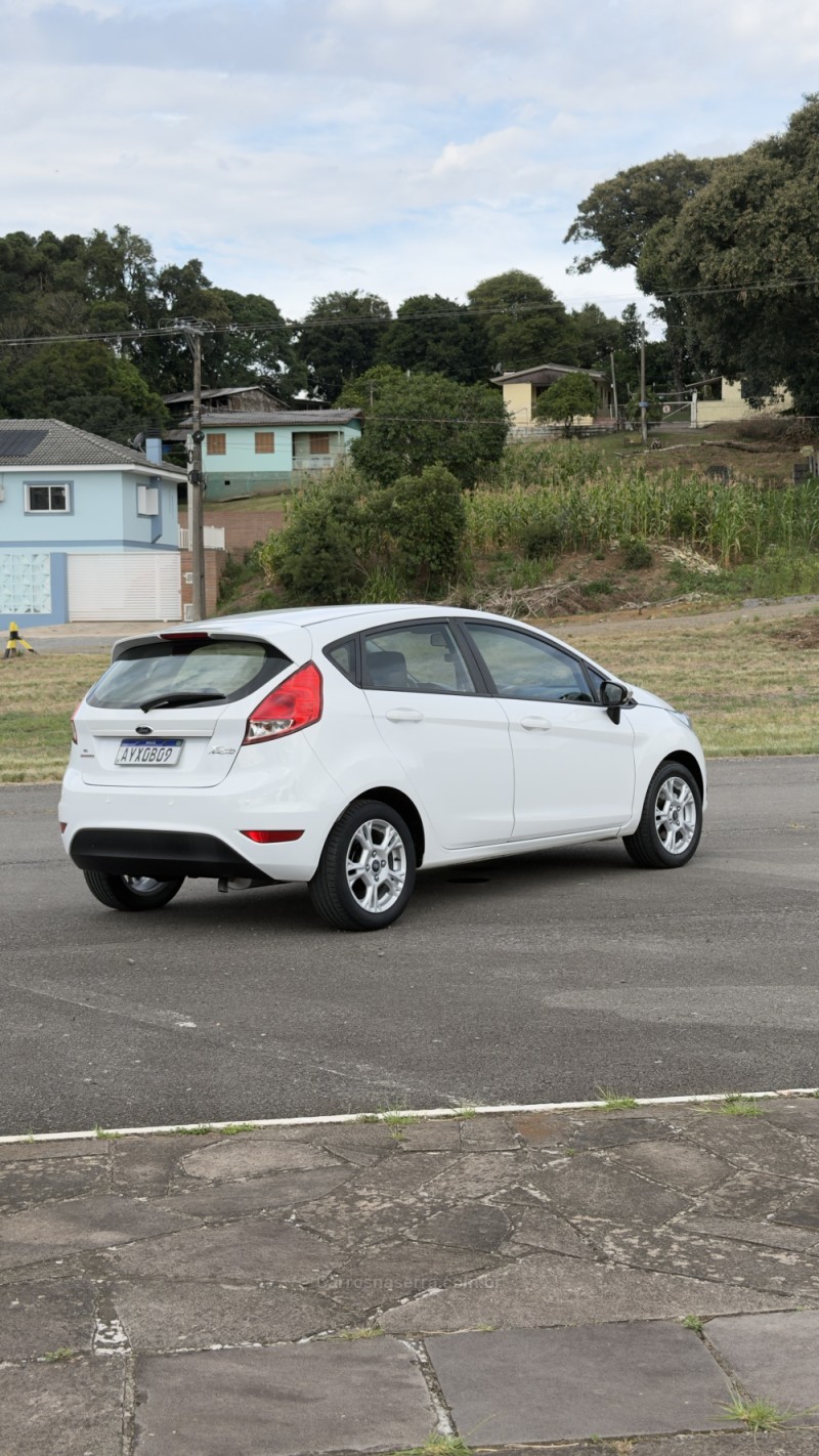 FIESTA 1.6 SEL HATCH 16V FLEX 4P AUTOMÁTICO - 2014 - FARROUPILHA