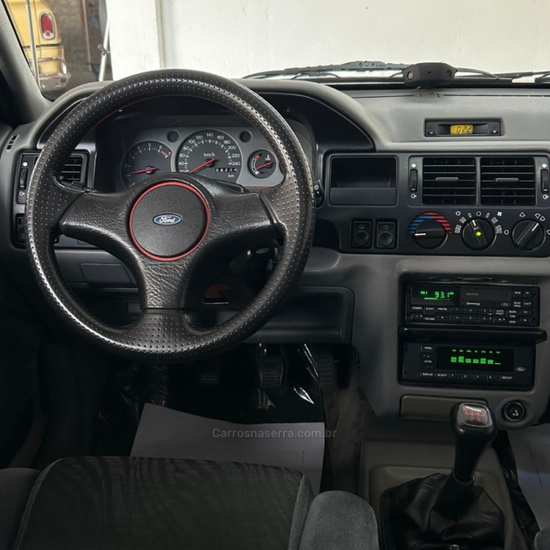 ESCORT 2.0 I XR3 8V GASOLINA 2P MANUAL - 1995 - VACARIA