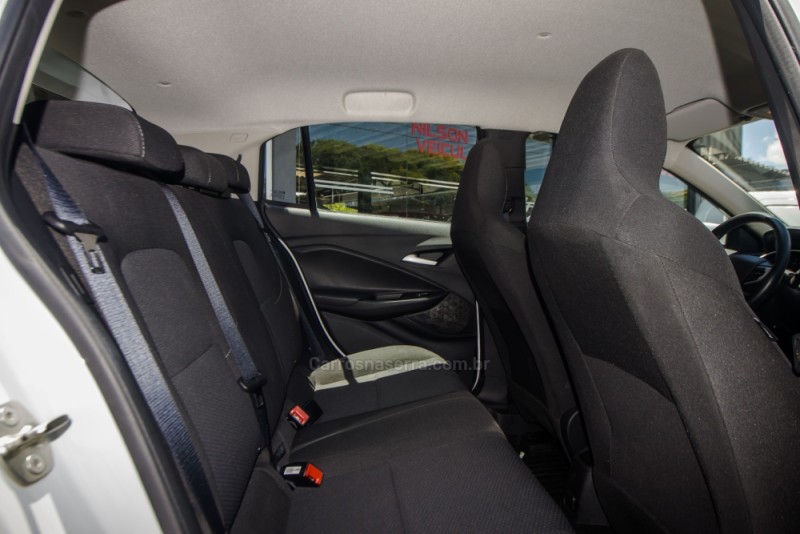 ONIX 1.0 LT 12V FLEX 4P MANUAL - 2023 - NOVO HAMBURGO