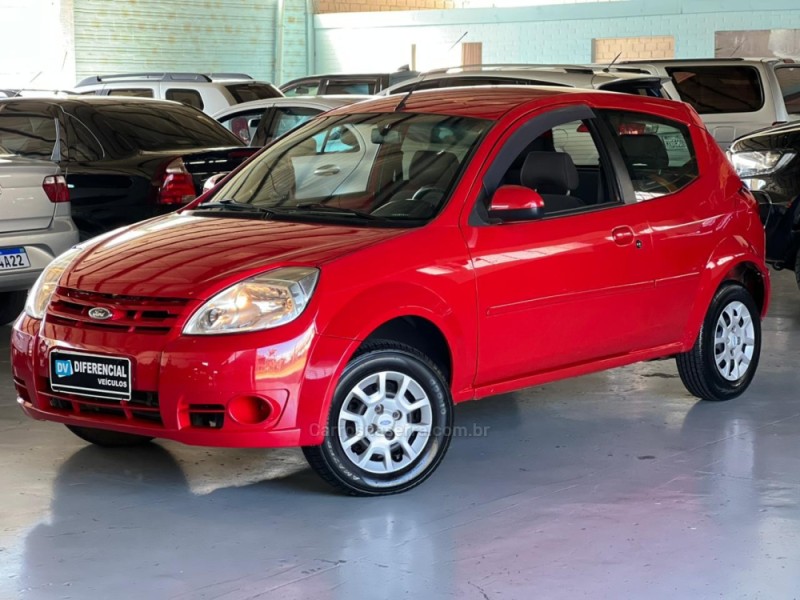 FORD - KA - 2010/2011 - Vermelha - R$ 23.900,00
