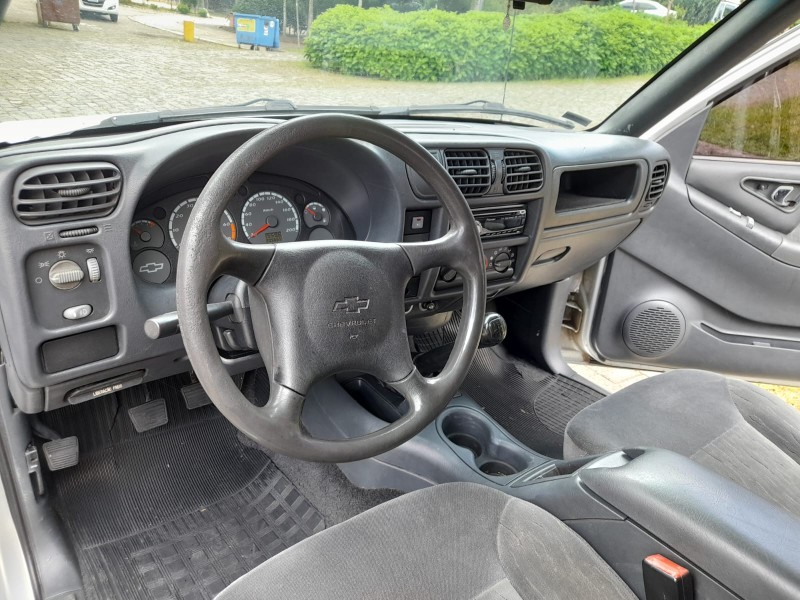 BLAZER 2.4 MPFI ADVANTAGE 4X2 GASOLINA 4P MANUAL - 2005 - FARROUPILHA