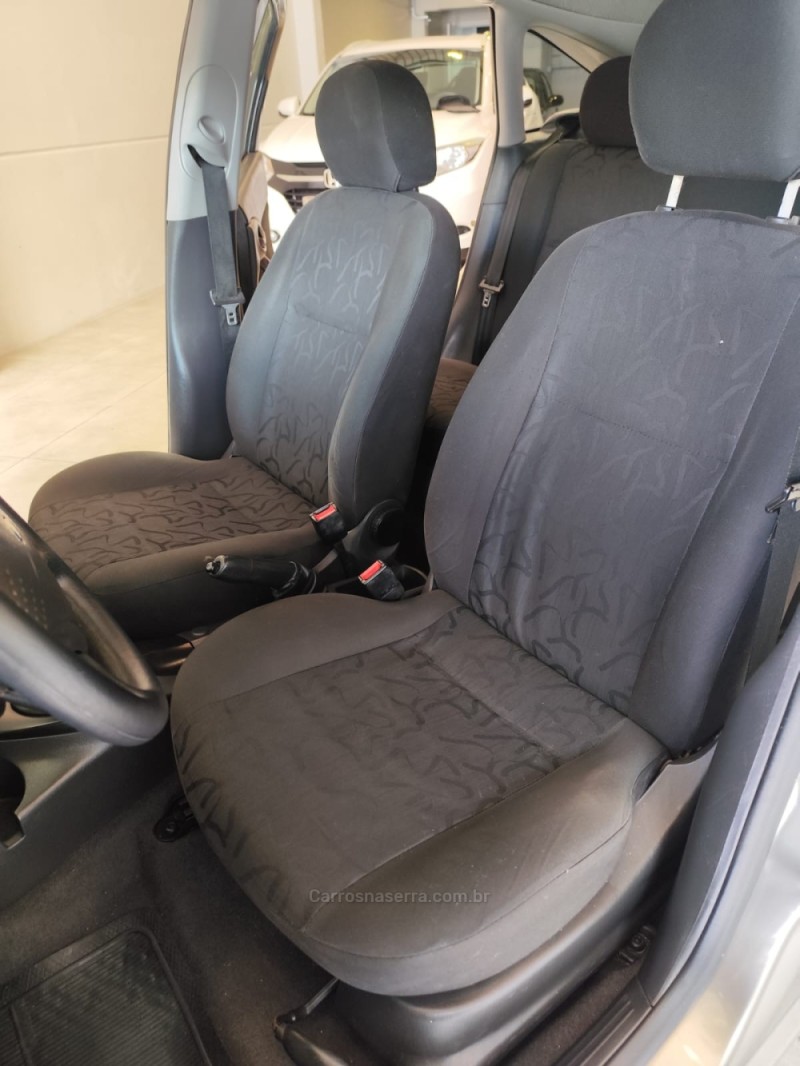 FOCUS 1.6 8V FLEX 4P MANUAL - 2009 - BENTO GONçALVES