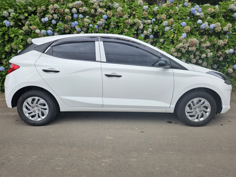 HYUNDAI - HB20 - 2022/2022 - Branca - R$ 58.500,00