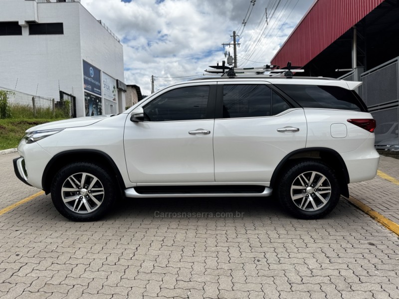 hilux sw4 2.8 srx 4x4 16v turbo intercooler diesel 4p automatico 2017 feliz