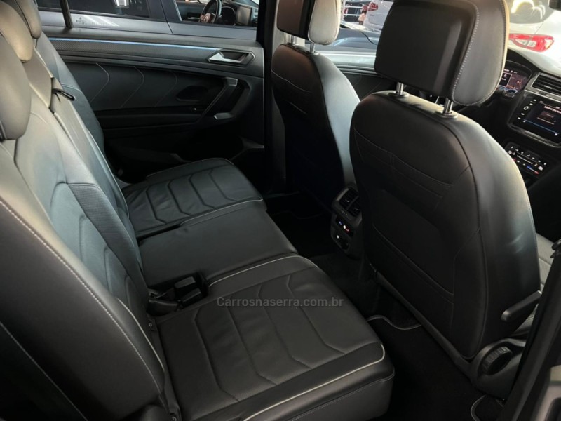 TIGUAN 2.0 ALLSPACE R-LINE 300 TSI GASOLINA 4P AUTOMÁTICO - 2024 - CAXIAS DO SUL
