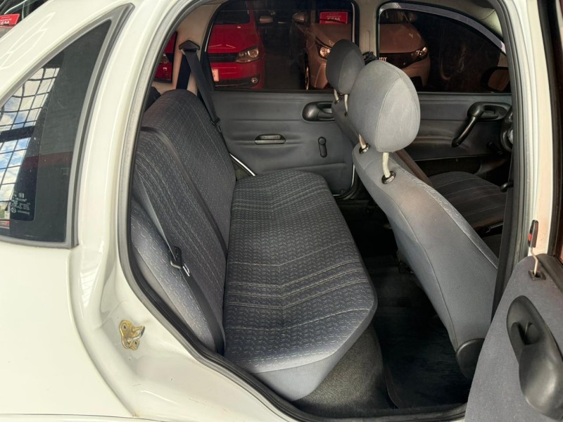 CORSA 1.0 MPFI WIND SEDAN 8V GASOLINA 4P MANUAL - 2000 - CAXIAS DO SUL