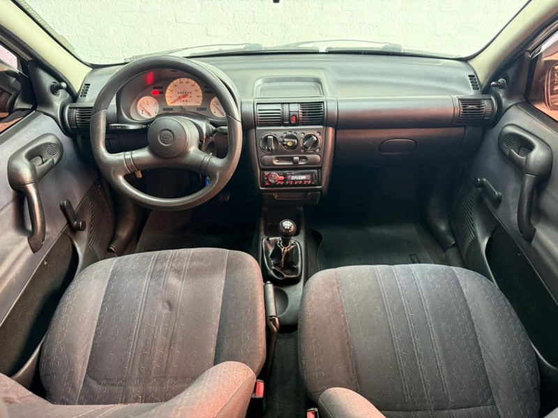 CORSA 1.0 MPFI WIND SEDAN 8V GASOLINA 4P MANUAL - 2000 - CAXIAS DO SUL