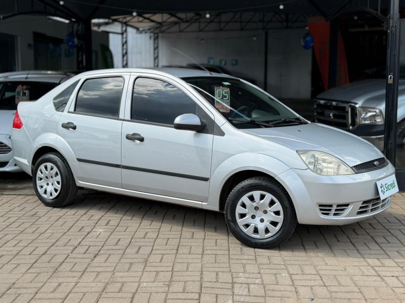 FIESTA 1.0 MPI SEDAN 8V FLEX 4P MANUAL - 2005 - LAGOA VERMELHA
