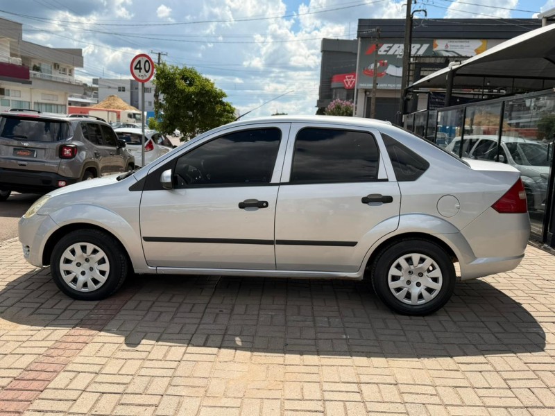 FIESTA 1.0 MPI SEDAN 8V FLEX 4P MANUAL - 2005 - LAGOA VERMELHA