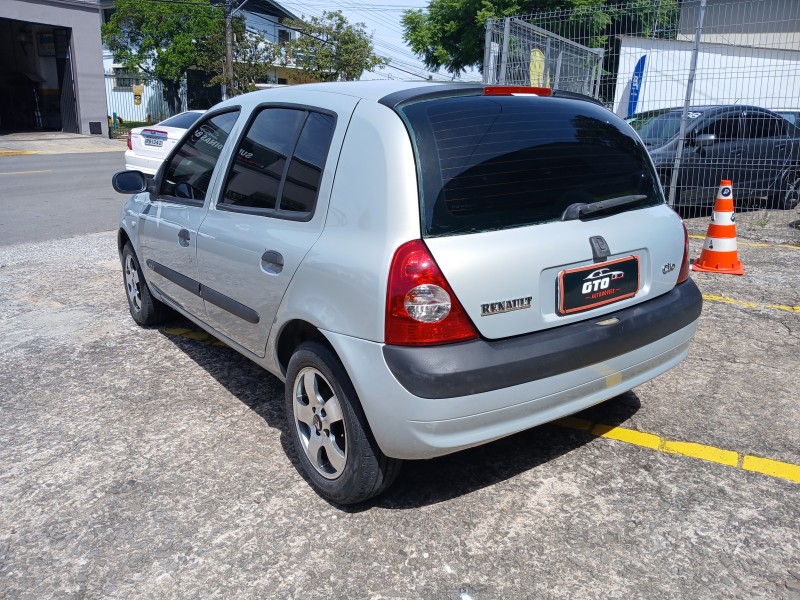 CLIO 1.6 PRIVILÉGE 16V GASOLINA 4P MANUAL - 2004 - FARROUPILHA