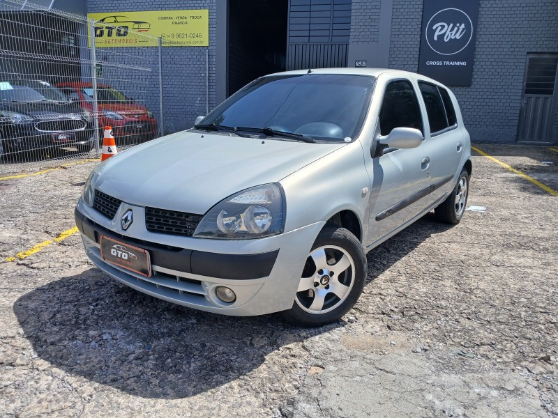 clio 1.6 privilege 16v gasolina 4p manual 2004 farroupilha