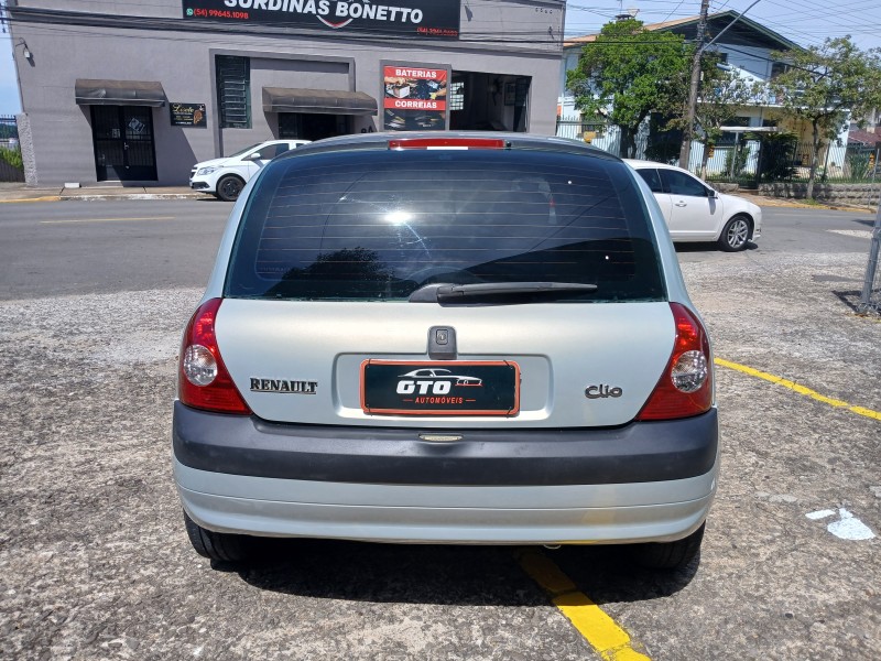 CLIO 1.6 PRIVILÉGE 16V GASOLINA 4P MANUAL - 2004 - FARROUPILHA