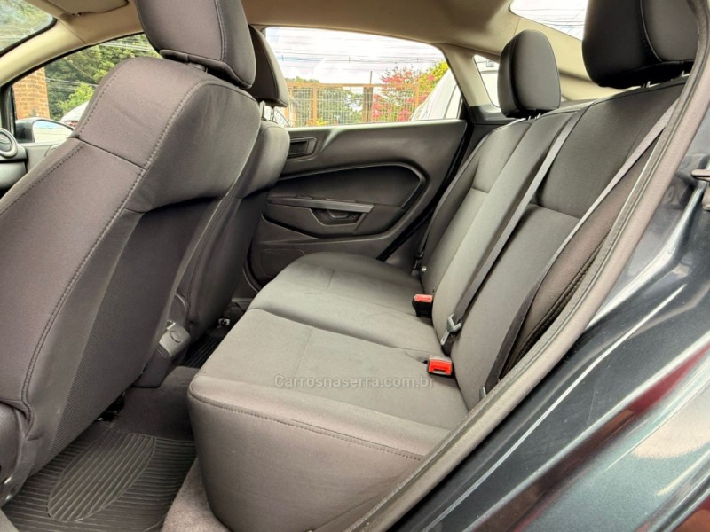 FIESTA 1.6 SE SEDAN 16V FLEX 4P MANUAL - 2011 - CANELA