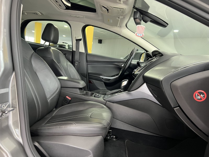 FOCUS 2.0 TITANIUM PLUS HATCH 16V FLEX 4P AUTO - 2015 - CAXIAS DO SUL