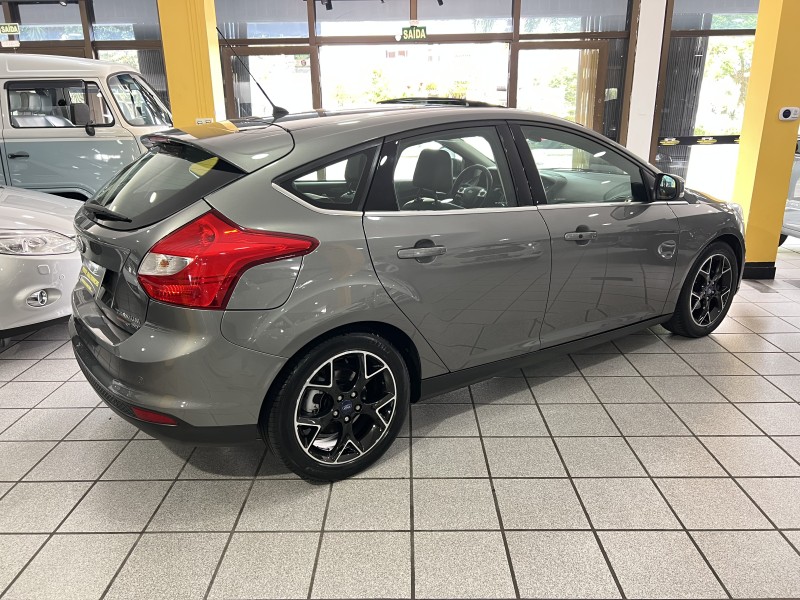 FOCUS 2.0 TITANIUM PLUS HATCH 16V FLEX 4P AUTO - 2015 - CAXIAS DO SUL