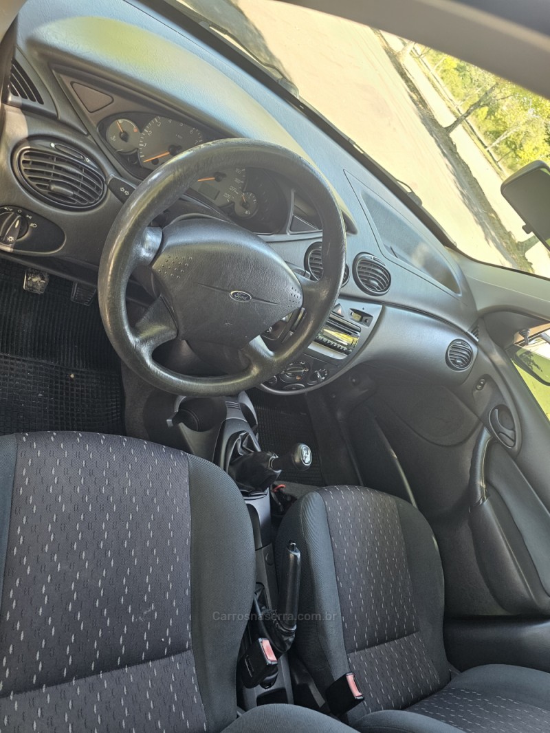 FOCUS 1.6 GLX 8V FLEX 4P MANUAL - 2007 - BENTO GONçALVES