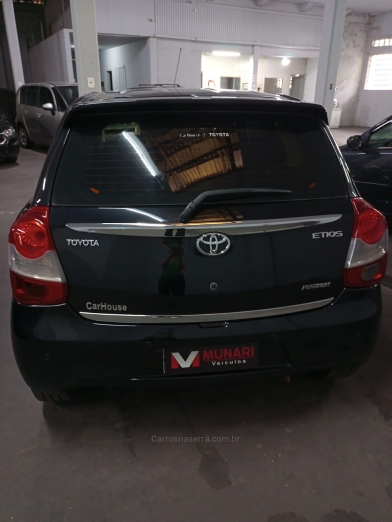 ETIOS 1.5 PLATINUM 16V FLEX 4P MANUAL - 2014 - BENTO GONçALVES