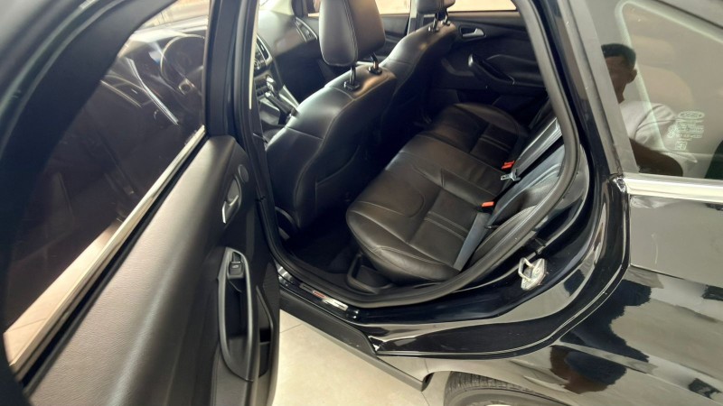 FOCUS 2.0 TITANIUM PLUS SEDAN 16V FLEX 4P AUTOMÁTICO - 2015 - BENTO GONçALVES