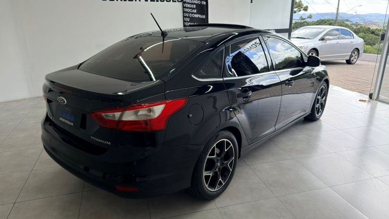 FOCUS 2.0 TITANIUM PLUS SEDAN 16V FLEX 4P AUTOMÁTICO - 2015 - BENTO GONçALVES