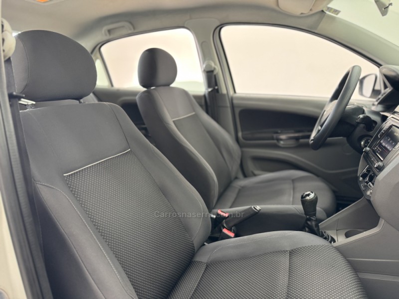 VOYAGE 1.6 MSI TOTALFLEX COMFORTLINE 4P MANUAL - 2018 - CARLOS BARBOSA