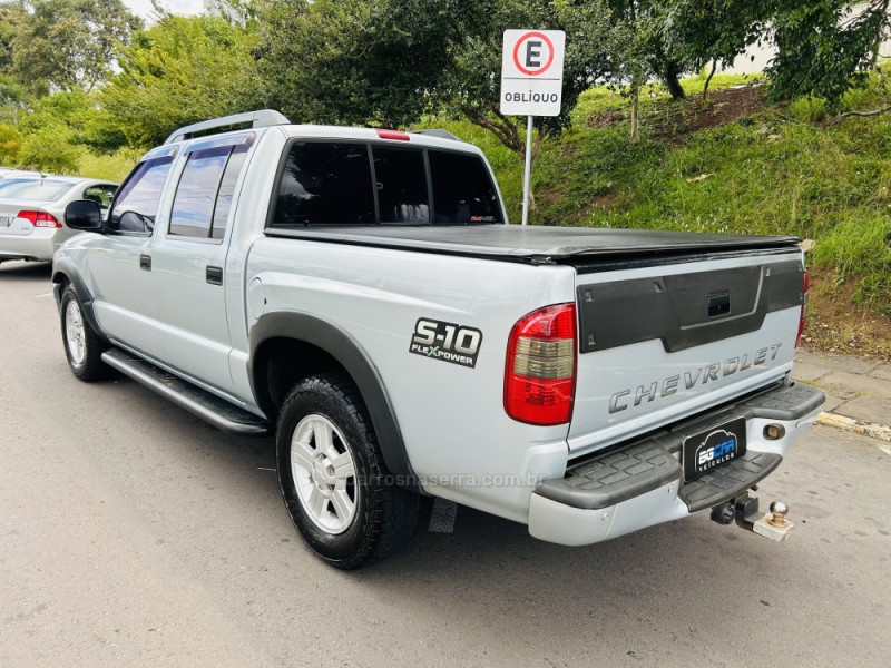 S10 2.4 MPFI ADVANTAGE 4X2 CD 8V FLEX 4P MANUAL - 2010 - BENTO GONçALVES