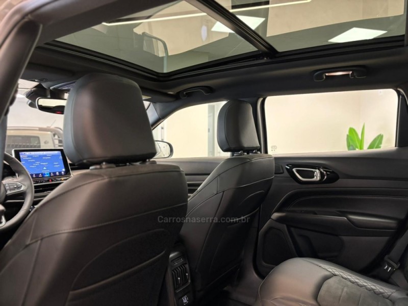 COMPASS 2.0 BLACKHAWK 4 TURBO GASOLINA 4P AUTOMÁTICO - 2026 - CARLOS BARBOSA