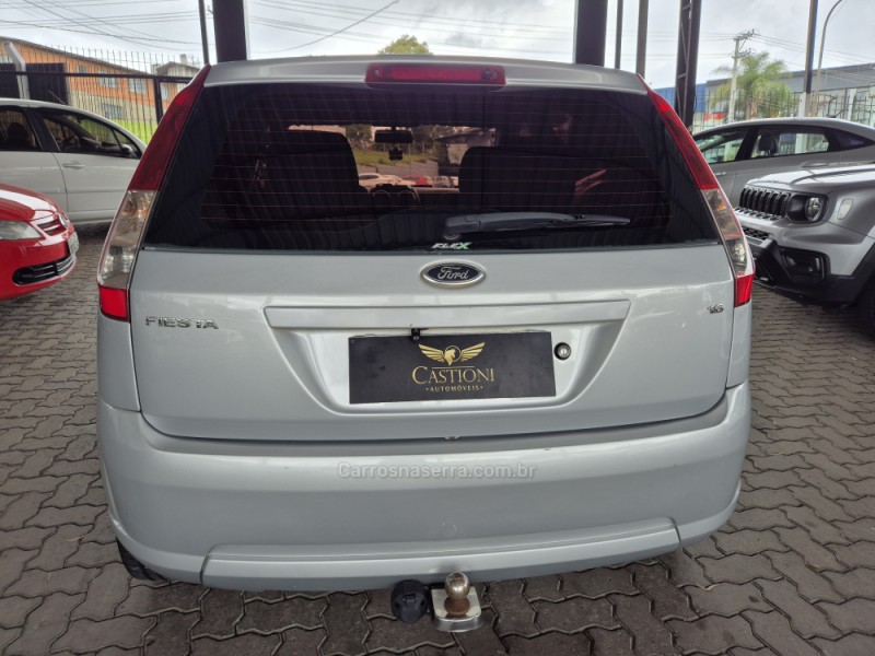 FIESTA 1.6 MPI CLASS 8V GASOLINA 4P MANUAL - 2010 - CAXIAS DO SUL