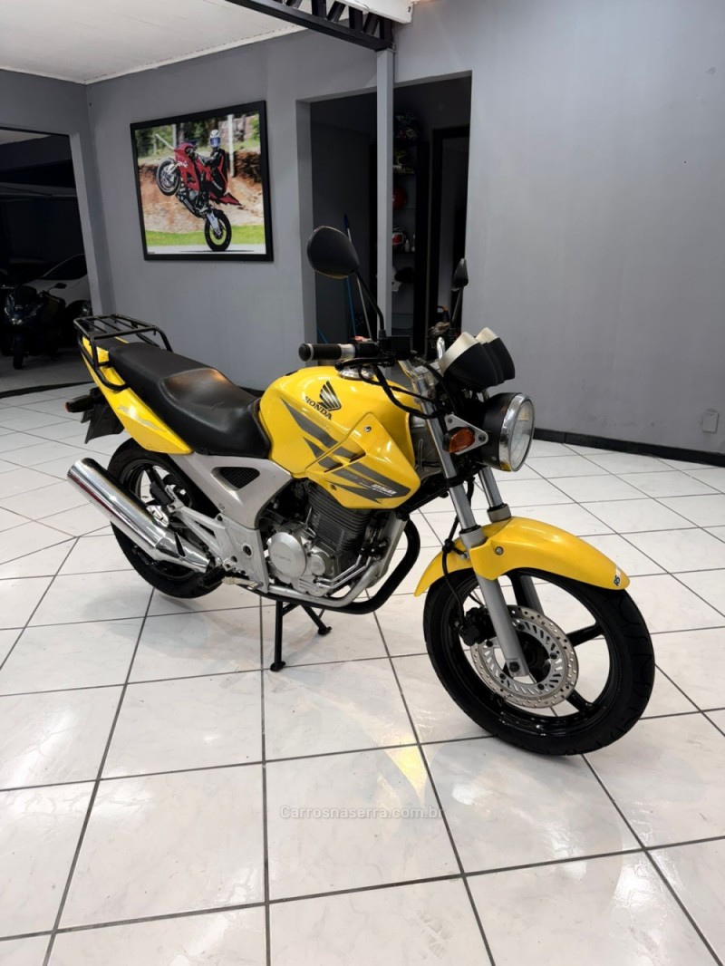 CB 250F TWISTER  - 2005 - CAXIAS DO SUL