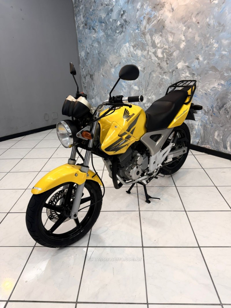 cb 250f twister  2005 caxias do sul