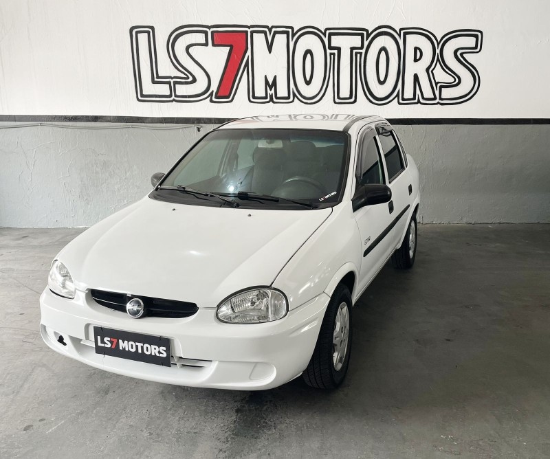 classic 1.0 mpfi life 8v gasolina 4p manual 2005 caxias do sul