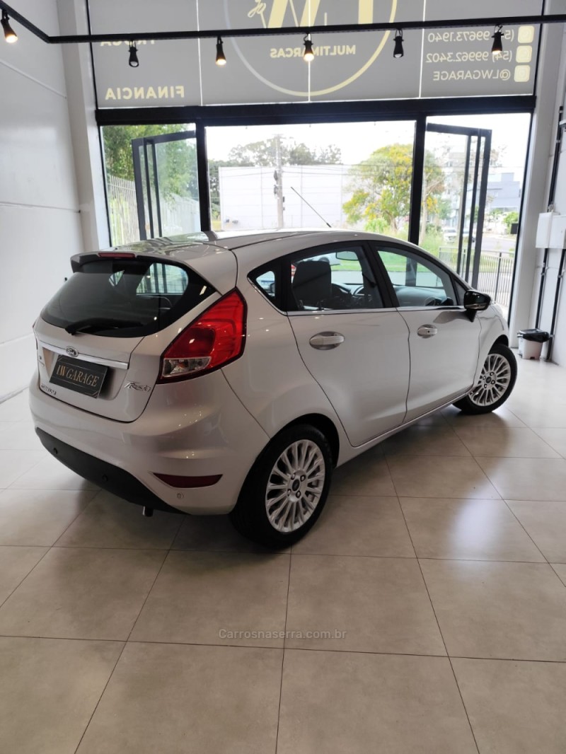 FIESTA 1.6 TITANIUM HATCH 16V FLEX 4P AUTOMÁTICO - 2016 - BENTO GONçALVES