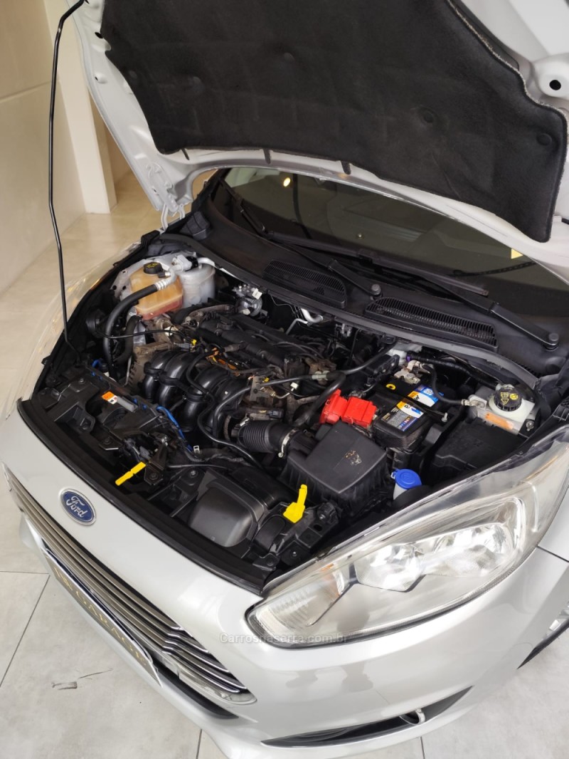 FIESTA 1.6 TITANIUM HATCH 16V FLEX 4P AUTOMÁTICO - 2016 - BENTO GONçALVES
